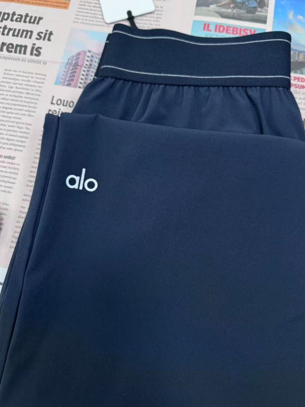 ALO Yoga Navy Wide Leg Pants 💙30” Inseam 🙋NWT | XS & M | Clean Girl Athleisure - Picture 6 of 9